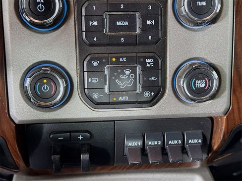 Used 2015 Ford F350 Lariat w/ Lariat Ultimate Package image 16