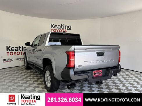 Certified 2025 Toyota Tacoma SR AWD/4WD image 8