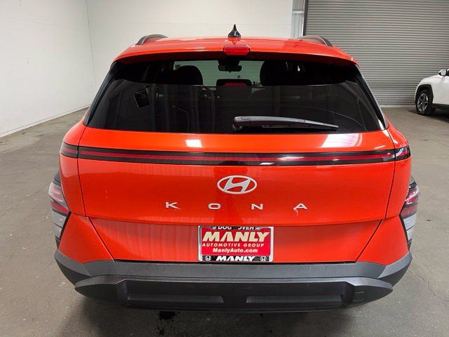 Used 2024 Hyundai Kona SEL FWD image 4