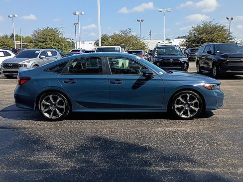 Used 2026 Honda Civic Sport Touring image 2