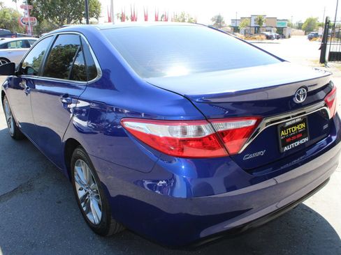 Used 2016 Toyota Camry SE FWD image 35