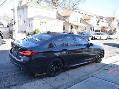 Used 2021 BMW 540i xDrive w/ M Sport Package image 5