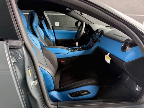 New 2025 Karma Revero Luxury RWD image 13