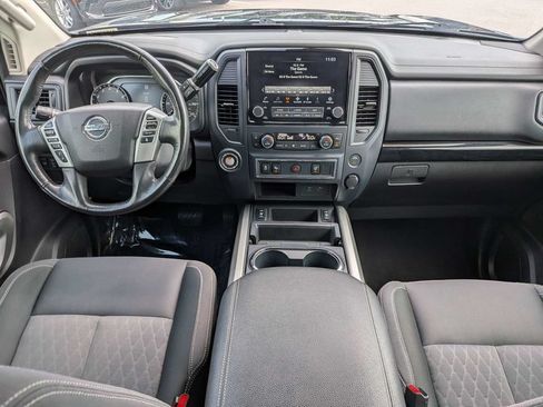 Used 2022 Nissan Titan SV w/ SV Convenience Package RWD image 14