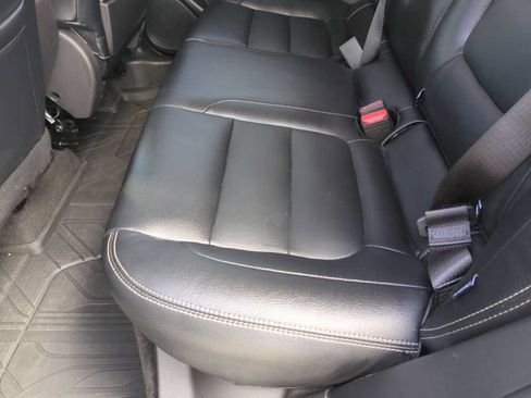Used 2022 Chevrolet TrailBlazer LT w/ Convenience Package FWD image 23