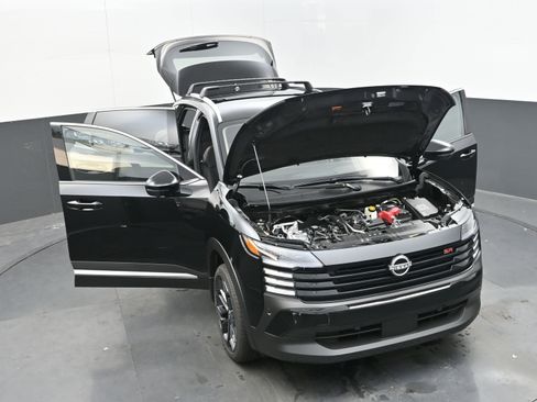 New 2026 Nissan Kicks SR image 37