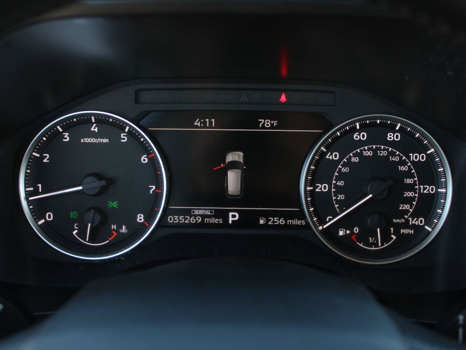 Used 2025 Mitsubishi Outlander SE AWD/4WD image 11
