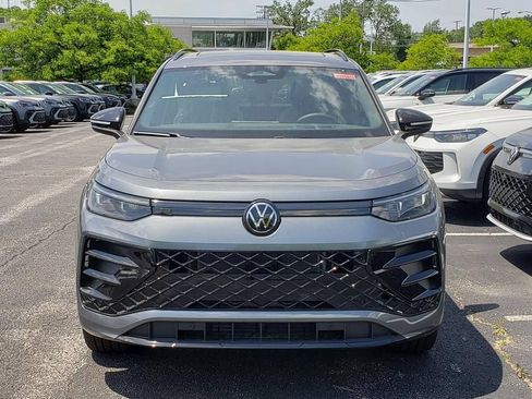 New 2026 Volkswagen Tiguan SE R-Line AWD/4WD image 5