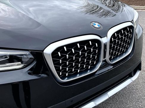 Used 2023 BMW X4 xDrive30i w/ Parking Assistance Package AWD/4WD image 31