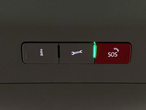 Used 2022 Volkswagen Atlas SE image 25