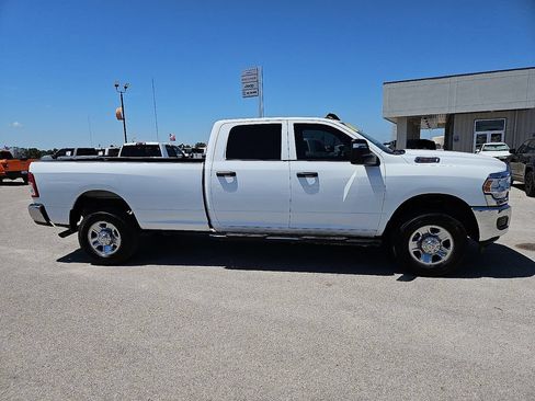 Used 2023 RAM 2500 Tradesman AWD/4WD image 9