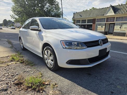 Used 2013 Volkswagen Jetta SE FWD image 7
