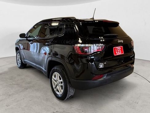 Used 2018 Jeep Compass Sport w/ Tech Group image 3