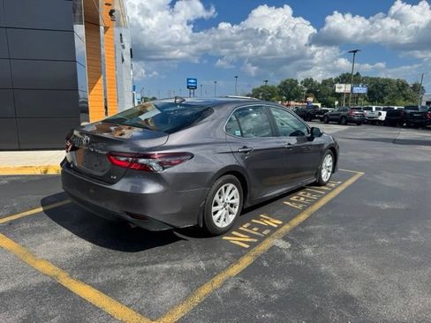 Used 2023 Toyota Camry LE FWD image 5