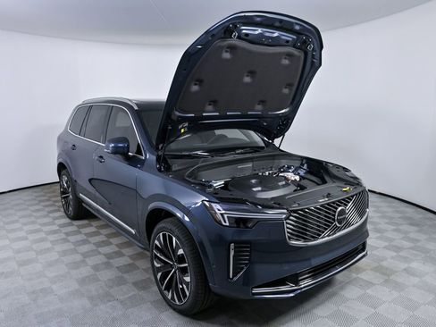 New 2026 Volvo XC90 T8 Plus w/ Protection Package Premier AWD/4WD image 35