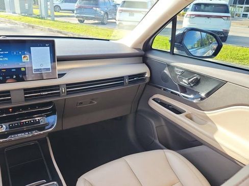Certified 2023 Lincoln Corsair FWD image 21