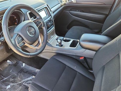 Used 2015 Jeep Grand Cherokee Laredo w/ Quick Order Package 23E image 8