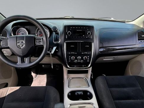 Used 2015 Dodge Grand Caravan SXT w/ Security Group FWD image 7