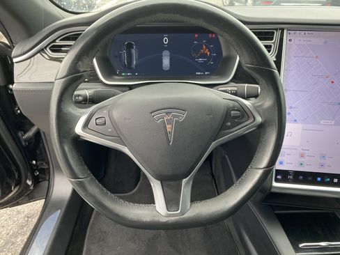 Used 2017 Tesla Model S 75 image 9