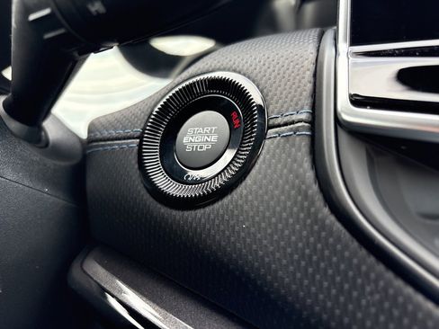 New 2026 Jeep Compass Latitude image 11