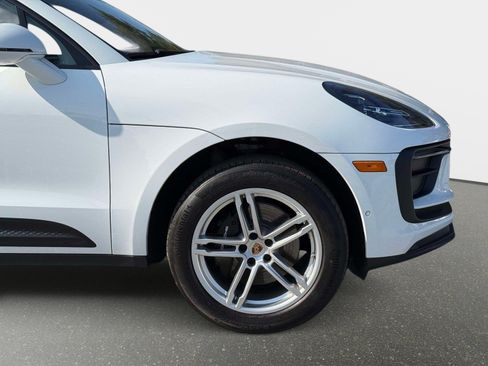 Used 2022 Porsche Macan AWD/4WD image 20