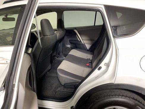 Used 2013 Toyota RAV4 XLE AWD/4WD image 31