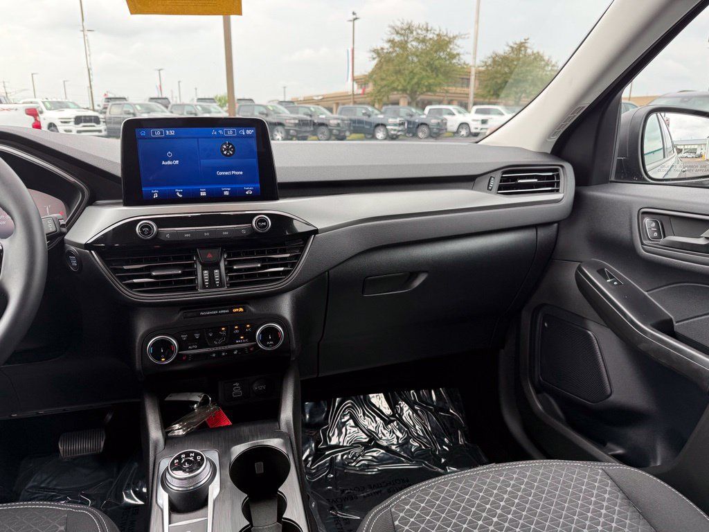 Used 2024 Ford Escape Active AWD/4WD image 15