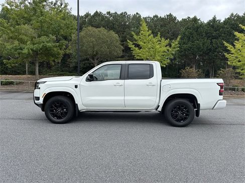 New 2026 Nissan Frontier SV w/ Tow Package image 5