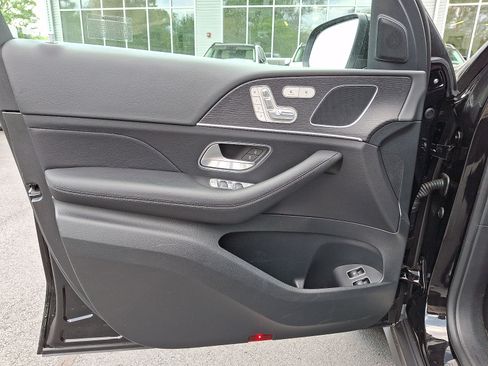 Certified 2025 Mercedes-Benz GLE 450e 4MATIC image 13