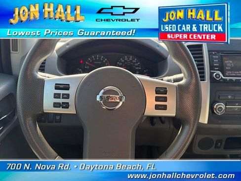 Used 2018 Nissan Frontier SV image 21
