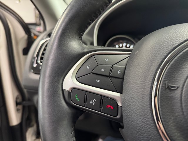 Used 2018 Jeep Compass Latitude w/ Popular Equipment Group AWD/4WD image 22