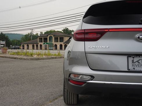 Used 2021 Kia Sportage EX AWD/4WD image 15