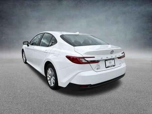 Used 2025 Toyota Camry LE FWD image 8