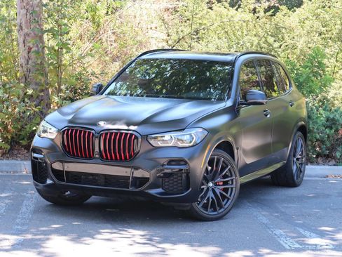 Used 2022 BMW X5 xDrive40i AWD/4WD image 6