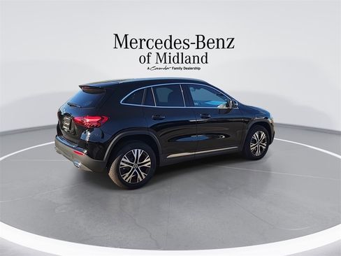 New 2026 Mercedes-Benz GLA 250 image 8