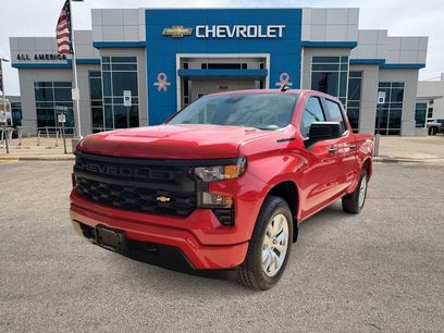 Used 2025 Chevrolet Silverado 1500 Custom w/ LPO, Dark Essentials Package