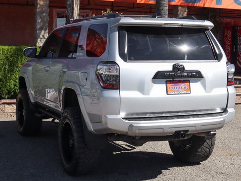 Used 2022 Toyota 4Runner TRD Off-Road Premium w/ Moonroof Package image 6