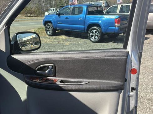 Used 2008 Chevrolet Uplander LS w/ Climate Package image 21