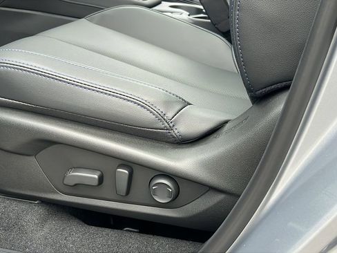 New 2025 Subaru Forester Limited image 19