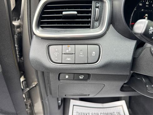 Used 2018 Kia Sorento SX AWD/4WD image 22