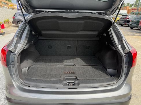 Used 2019 Nissan Rogue Sport S FWD image 8