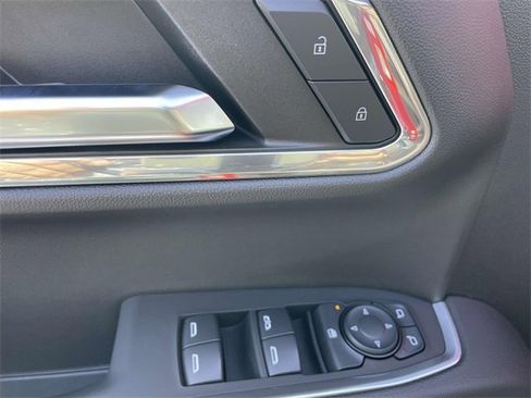 Certified 2024 Chevrolet Silverado 1500 LT Trail Boss w/ Convenience Package II image 18