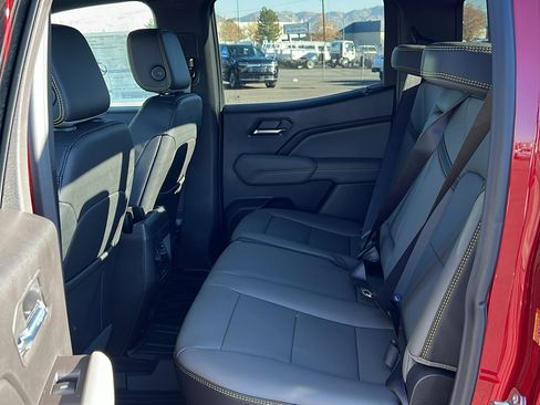 New 2026 Chevrolet Colorado ZR2 w/ Technology Package image 15