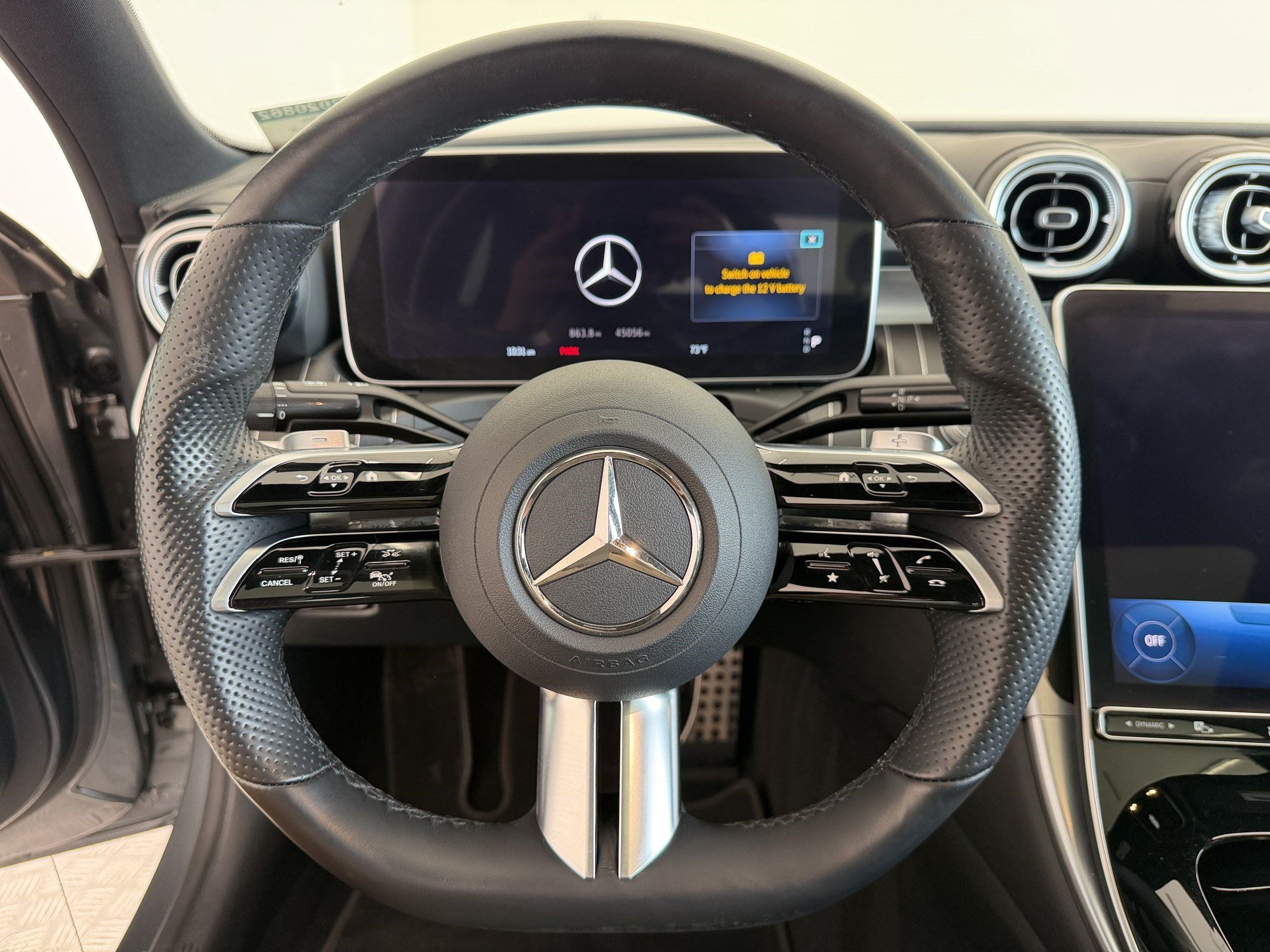 Used 2022 Mercedes-Benz C 300 4MATIC Sedan image 11