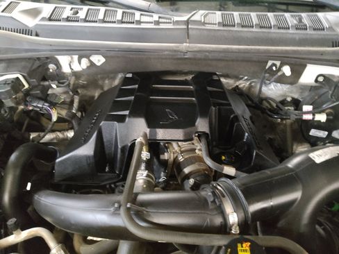 Used 2015 Ford F150 XL w/ Equipment Group 101A Mid AWD/4WD image 30