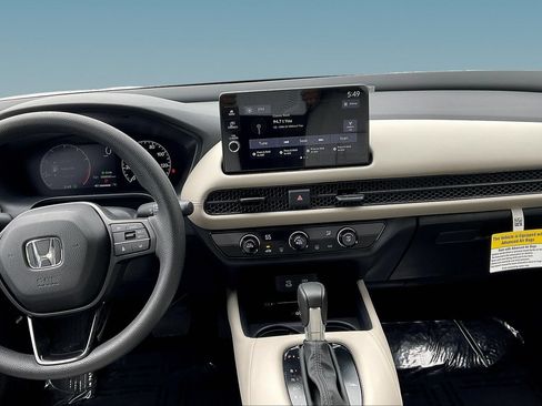 Used 2026 Honda HR-V LX image 9