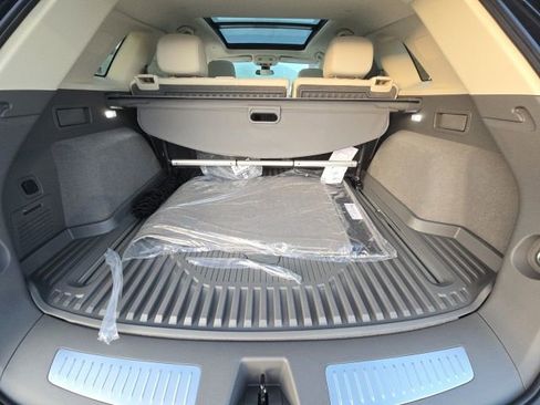 New 2025 Cadillac XT5 Premium Luxury w/ LPO, Floor Liner Package image 30