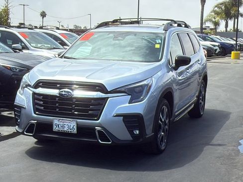 Certified 2024 Subaru Ascent Touring AWD/4WD image 3