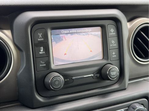 Used 2020 Jeep Wrangler Unlimited Sport S AWD/4WD image 22