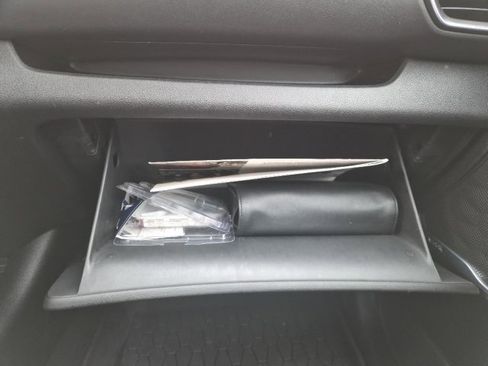 Used 2019 Hyundai Santa Fe AWD image 29